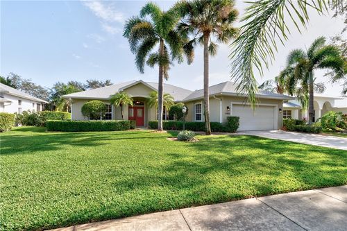 680 23rd Ave, Vero Beach, FL, 32962-1389 | Card Image