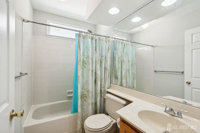 2 Honey Locust Ln, House other with 4 bedrooms, 3 bathrooms and null parking in Howell NJ | Image 14