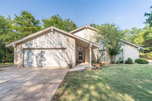 2103 Tanglewood Cir, Stillwater, OK, 74074-1712 | Card Image