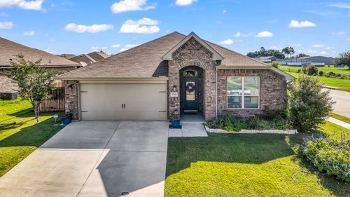 2565 Silver Fox Trl, Weatherford, TX, 76087-1809 | Card Image