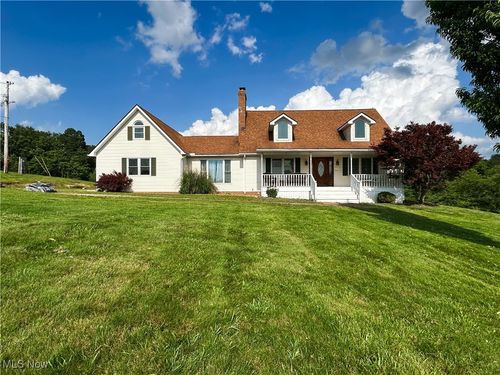 3585 Hayfield Rd, Dresden, OH, 43821-9791 | Card Image