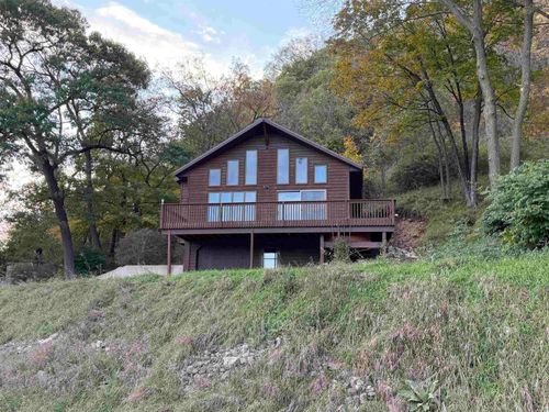 1160 Red Oak Road, Harpers Ferry, IA, 52146 | Card Image