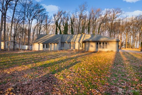 20 Cambridge Dr, Colonia, NJ, 07067-2604 | Card Image