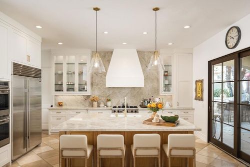 1040 Crest Dr, Encinitas, CA, 92024-4066 | Card Image