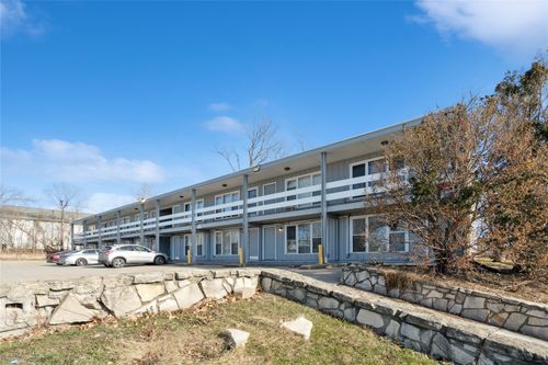 300 31st St Ne, Cedar Rapids, IA, 52402-4405 | Card Image