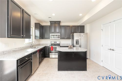 16709 Gossamer Dr, Moseley, VA, 23120-2274 | Card Image