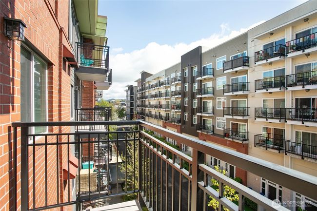 UNIT-405 - 1015 Railroad Ave, Condo with 1 bedrooms, 1 bathrooms and 1 parking in Bellingham WA | Image 19