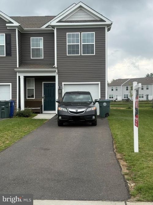 324 Mazzeo Dr, Glassboro, NJ, 08028-2677 | Card Image