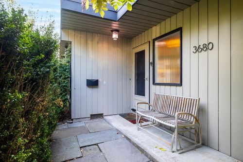 3680 Edgemont Blvd, North Vancouver, BC, V7R2P7 | Card Image