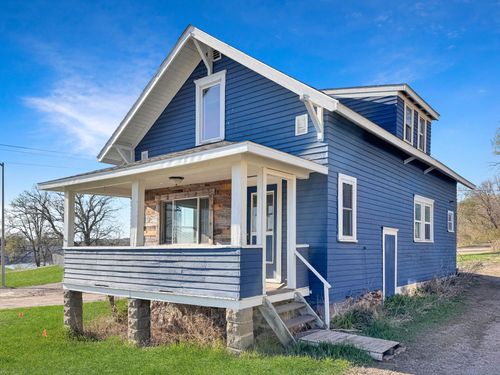 220 Oak St, Granite Falls, MN, 56241-1736 | Card Image