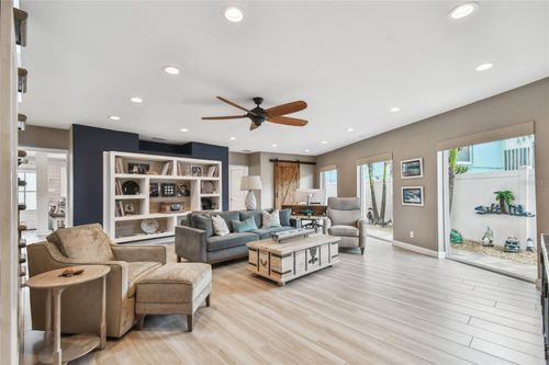 16106 6th St E, Redington Beach, FL, 33708-1618 | Card Image