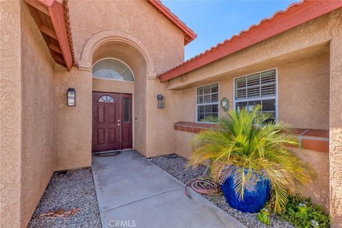 8508 Juarez Ct, Yucca Valley, CA, 92284-9512 | Card Image
