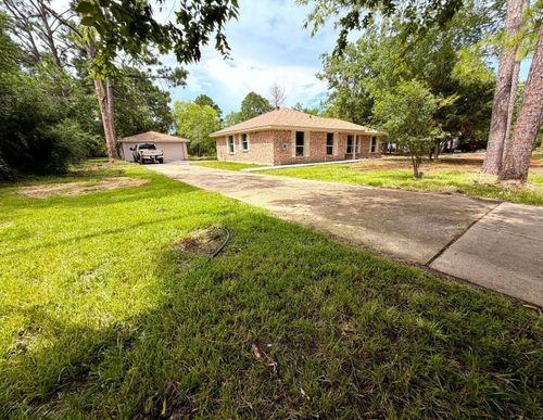 748 County Road 296d, Alvin, TX, 77511-1186 | Card Image