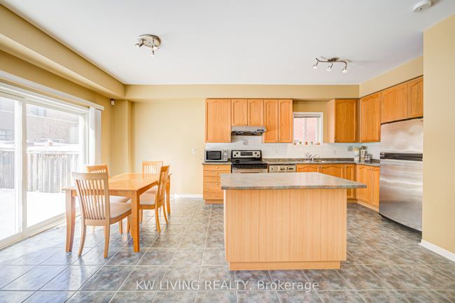 70 Russell Hill Rd, House other with 3 bedrooms, 3 bathrooms and 2 parking in Markham ON | Image 16