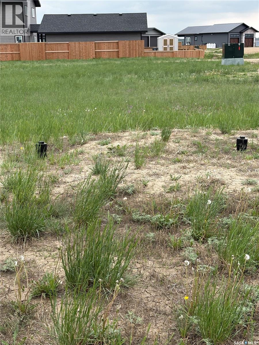 Land in Lake Diefenbaker 3
