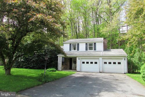 645 W Hillside Ave, State College, PA, 16803-1511 | Card Image