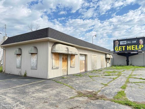 3401 Fenton Road, Flint, MI, 48507 | Card Image