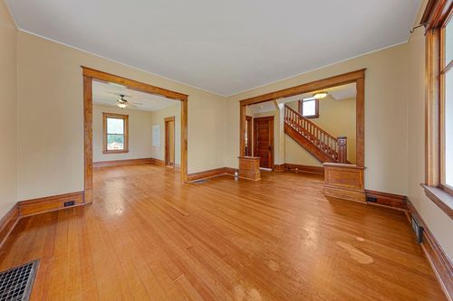 436 9th St, Red Wing, MN, 55066-3427 | Card Image