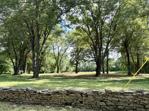 8170 Trousdale Ferry Pike, Lebanon, TN, 37090-9724 | Card Image