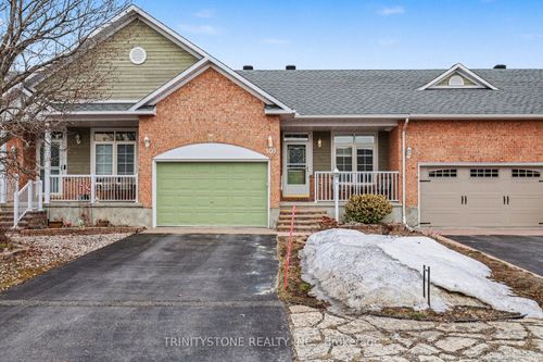 101 Sable Run Dr, Stittsville, ON, K2S1W7 | Card Image