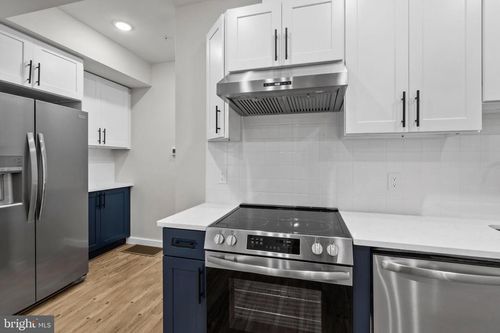 6-871 N Preston St, Philadelphia, PA, 19104-1562 | Card Image