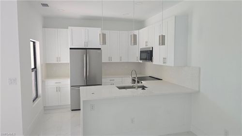 4331 Ne 11th Ave, Cape Coral, FL, 33909-6292 | Card Image