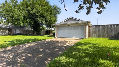 14138 Clover Point Dr, Sugar Land, TX, 77498-1732 | Card Image