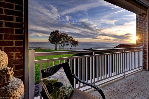 501 River Blfs, Williamsburg, VA, 23185-8942 | Card Image