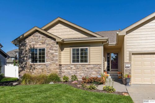 7404 S 169th St, Omaha, NE, 68136-4175 | Card Image