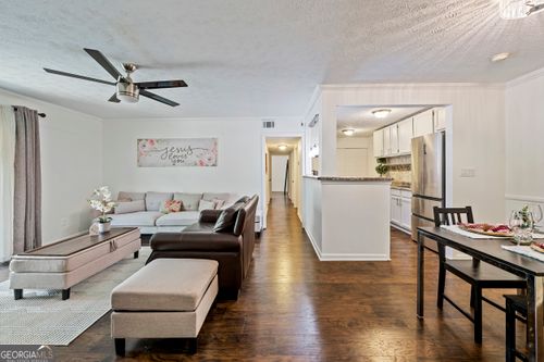 5c-725 Dalrymple Rd, Atlanta, GA, 30328-1426 | Card Image