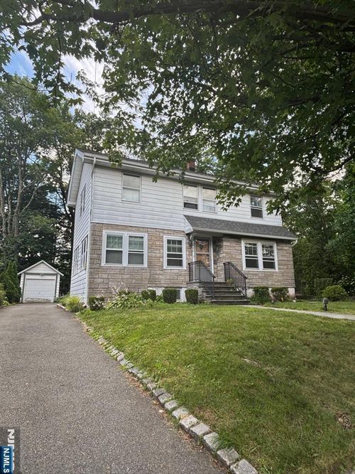 438 Washington Ave, Montclair, NJ, 07042-4343 | Card Image