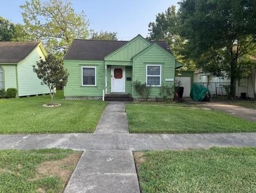 7020 Narcissus St, Houston, TX, 77087-2840 | Card Image