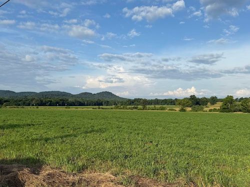10 Kentucky 39, Crab Orchard, KY, 40419 | Card Image
