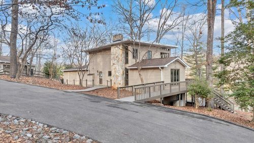 2768 Lake Retreat Rd, Huddleston, VA, 24104-3508 | Card Image