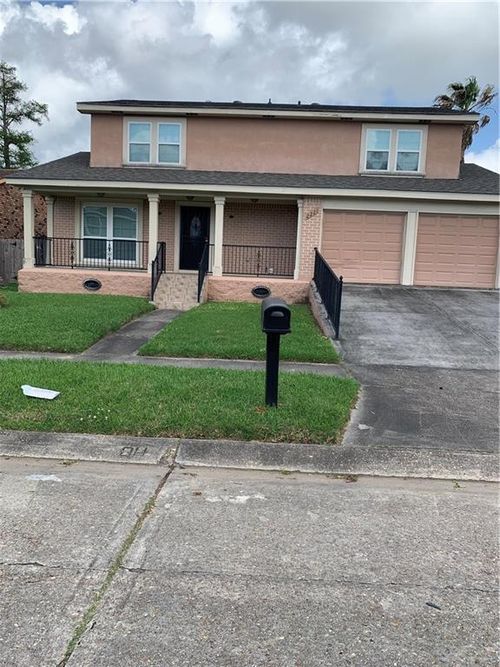 2221 Deerlick Ln, Harvey, LA, 70058-2208 | Card Image