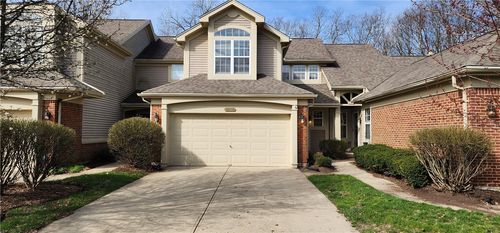 3946 Summit Ridge Dr, Beavercreek, OH, 45430-1580 | Card Image