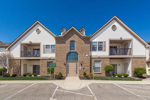 705 Hidden Springs Dr, Lewis Center, OH, 43035-6925 | Card Image