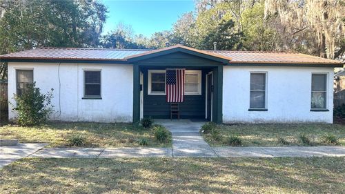 821 Ne 8th Ave, Gainesville, FL, 32601-5584 | Card Image