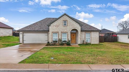 204 Nolan Farms Dr, Winona, TX, 75792-4901 | Card Image