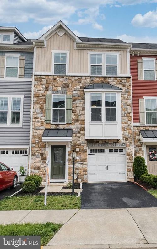 41686 Mcmonagle Sq, ALDIE, VA, 20105-6015 | Card Image