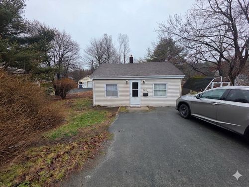 365 Hammonds Plains Rd, Bedford, NS, B4B1A3 | Card Image