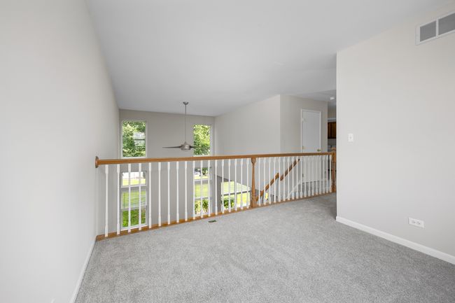 905 Huntington Dr, Townhouse with 2 bedrooms, 3 bathrooms and 2 parking in Elk Grove Village IL | Image 15