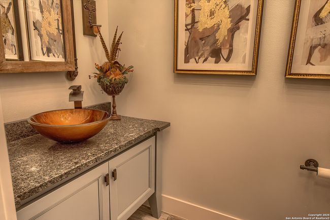 452 Wentworth, House other with 4 bedrooms, 4 bathrooms and null parking in Spring Branch TX | Image 22