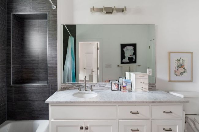 1711 Mohle Dr, House other with 5 bedrooms, 5 bathrooms and 3 parking in Austin TX | Image 20