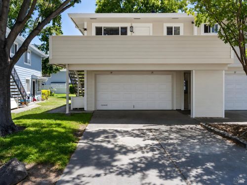 34 Lassen Ln, Novato, CA, 94947-5255 | Card Image