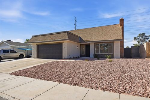 7275 Bridgeview Ave, Las Vegas, NV, 89147-4511 | Card Image