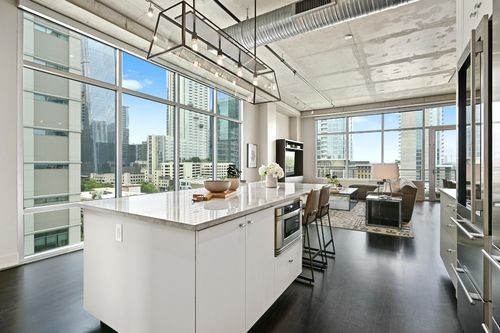 apt-808-800 W 5th St, Austin, TX, 78703-5442 | Card Image