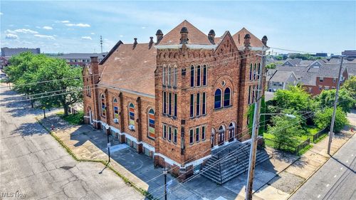 3782 Community College Street, Cleveland, OH, 44115 | Card Image