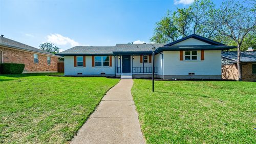 8821 Forest Cliff Dr, Dallas, TX, 75228-5122 | Card Image