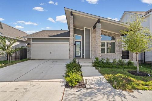 9704 Boathouse Dr, Austin, TX, 78744-1251 | Card Image